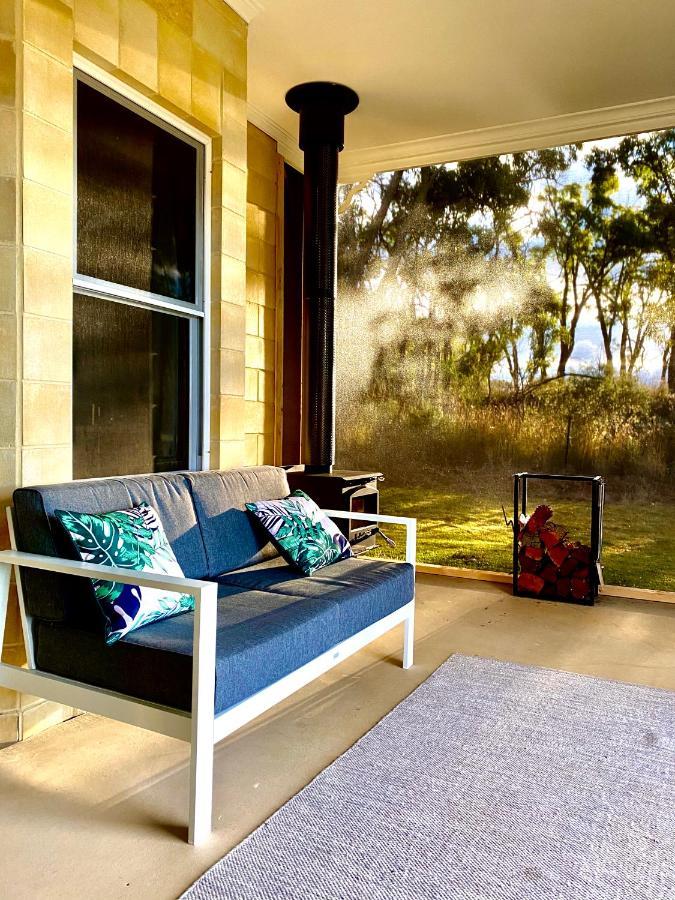 Accommodation Creek Cottages & Sundown View Suites Ballandean Buitenkant foto